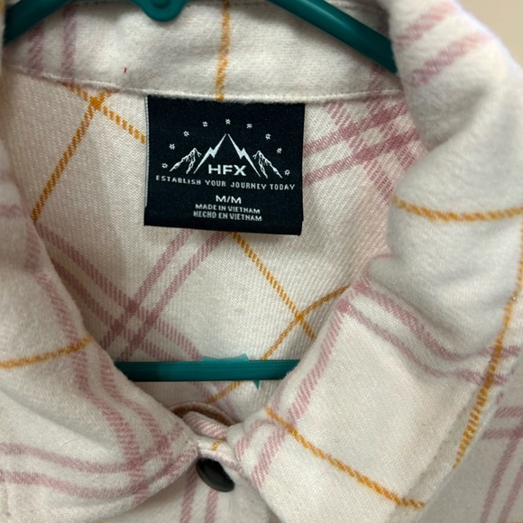 Ladies “heavy” button up flannel. Size Medium. - Picture 2 of 2